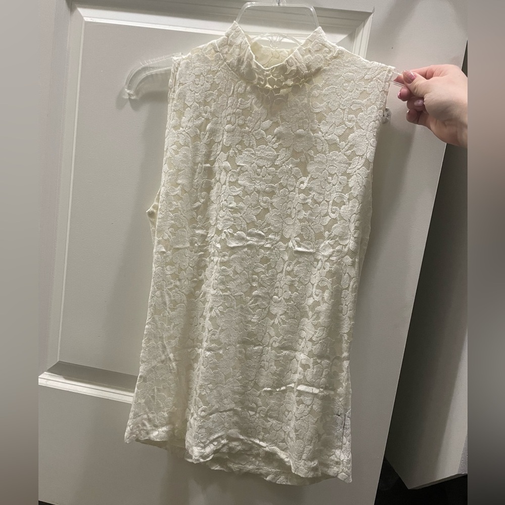 BKE Boutique - Cream - Lace Cami - Medium